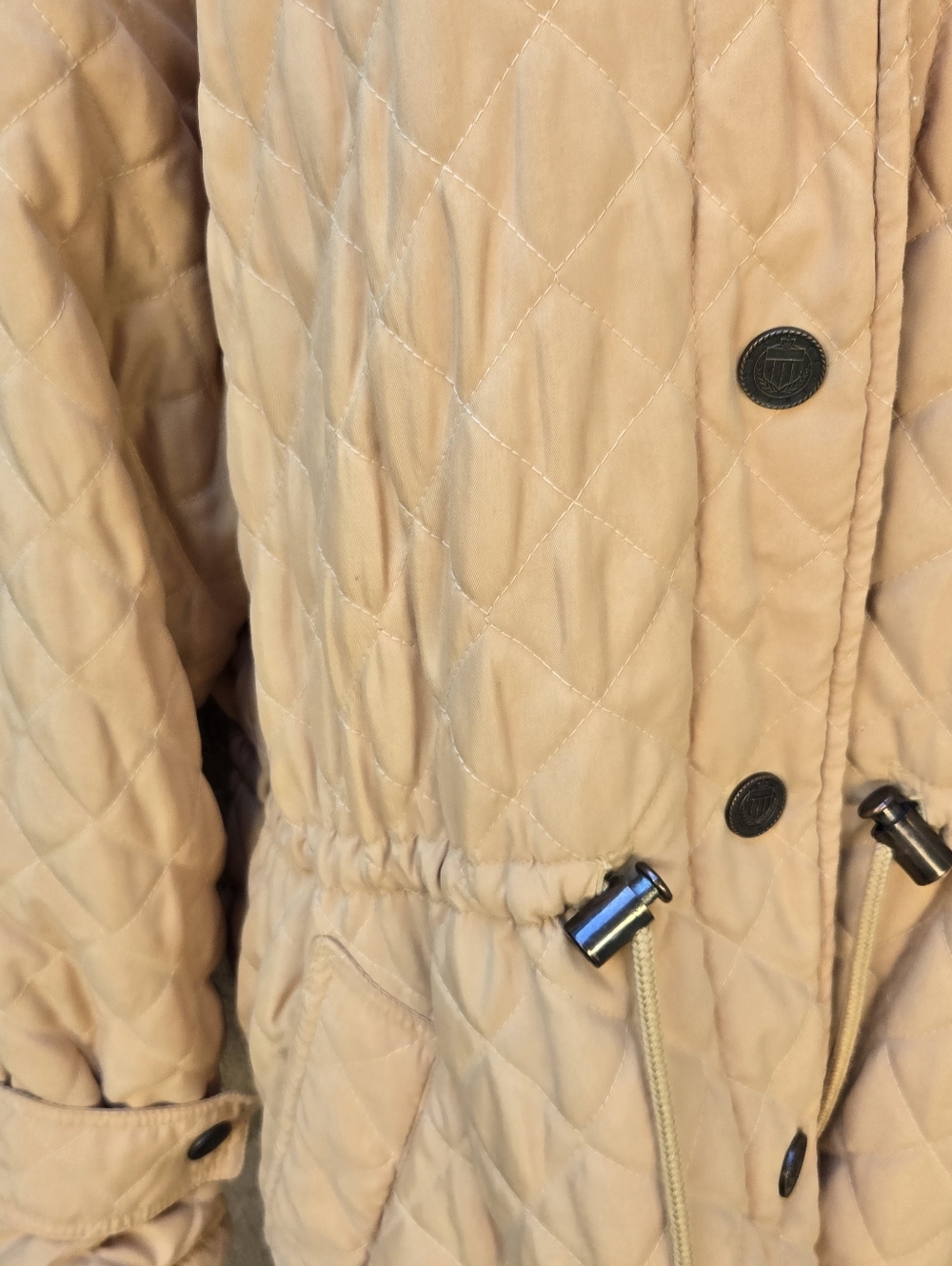The Limited Y2K Quilted Hooded Women's Coat in Mustard with Faux Fur Trim - Picture 3 of 9